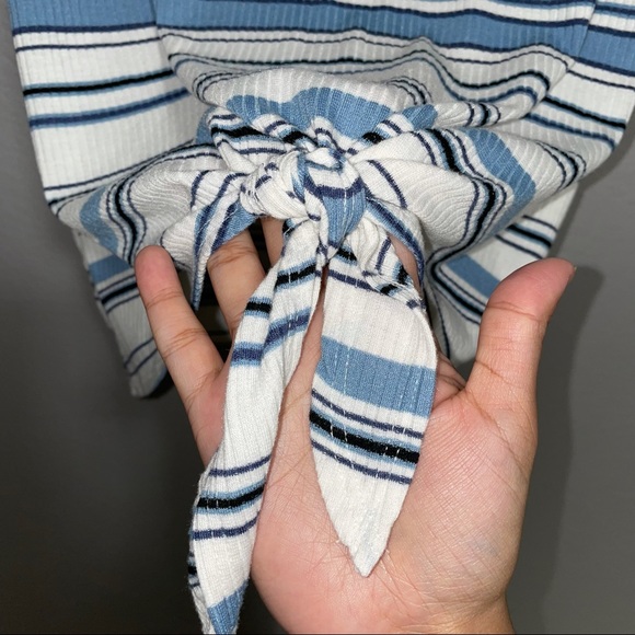 LC Lauren Conrad striped knot tee short sleeve - Picture 2 of 6